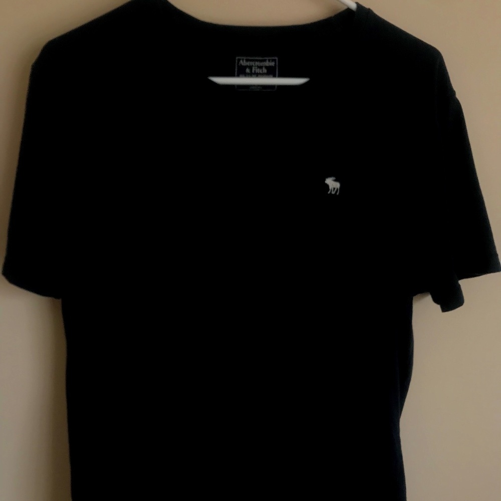 Short-Sleeve Signature Icon Crew Tee